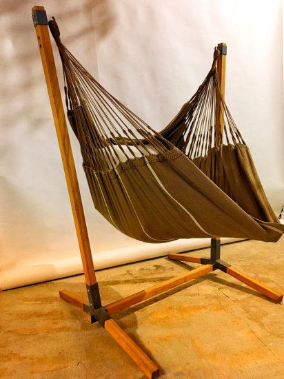 Soporte Noa con silla hamaca algodón orgánico - Haga click en la imagen para cerrar